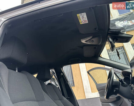 Сірий Тойота C-HR, об'ємом двигуна 1.2 л та пробігом 102 тис. км за 20800 $, фото 34 на Automoto.ua