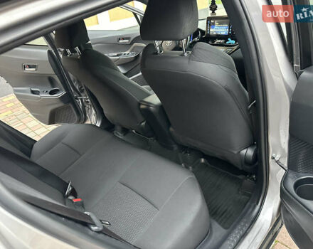 Сірий Тойота C-HR, об'ємом двигуна 1.2 л та пробігом 102 тис. км за 20800 $, фото 39 на Automoto.ua