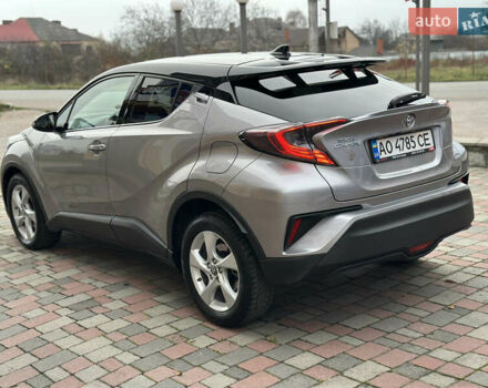 Сірий Тойота C-HR, об'ємом двигуна 1.2 л та пробігом 102 тис. км за 20800 $, фото 7 на Automoto.ua