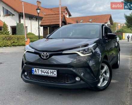 Серый Тойота C-HR, объемом двигателя 1.2 л и пробегом 64 тыс. км за 21450 $, фото 27 на Automoto.ua