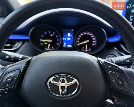 Сірий Тойота C-HR, об'ємом двигуна 1.99 л та пробігом 50 тис. км за 23000 $, фото 8 на Automoto.ua