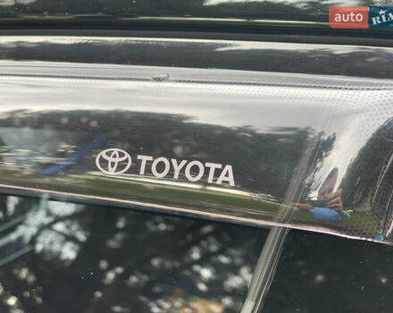 Серый Тойота C-HR, объемом двигателя 1.2 л и пробегом 64 тыс. км за 21450 $, фото 67 на Automoto.ua