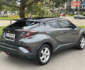 Серый Тойота C-HR, объемом двигателя 1.2 л и пробегом 64 тыс. км за 21450 $, фото 13 на Automoto.ua