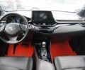 Серый Тойота C-HR, объемом двигателя 0.12 л и пробегом 75 тыс. км за 19700 $, фото 13 на Automoto.ua