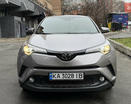 Сірий Тойота C-HR, об'ємом двигуна 1.2 л та пробігом 42 тис. км за 23000 $, фото 2 на Automoto.ua