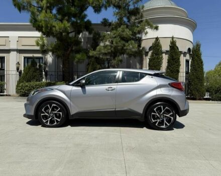 Сірий Тойота C-HR, об'ємом двигуна 2 л та пробігом 46 тис. км за 16800 $, фото 3 на Automoto.ua