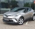 Серый Тойота C-HR, объемом двигателя 1.2 л и пробегом 49 тыс. км за 22452 $, фото 1 на Automoto.ua