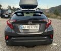 Серый Тойота C-HR, объемом двигателя 2 л и пробегом 58 тыс. км за 18000 $, фото 2 на Automoto.ua