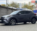 Серый Тойота C-HR, объемом двигателя 1.99 л и пробегом 136 тыс. км за 19300 $, фото 1 на Automoto.ua
