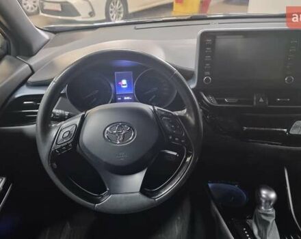 Сірий Тойота C-HR, об'ємом двигуна 1.8 л та пробігом 86 тис. км за 23800 $, фото 8 на Automoto.ua