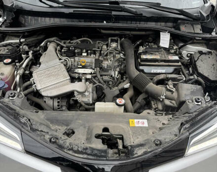 Серый Тойота C-HR, объемом двигателя 1.2 л и пробегом 12 тыс. км за 26500 $, фото 2 на Automoto.ua
