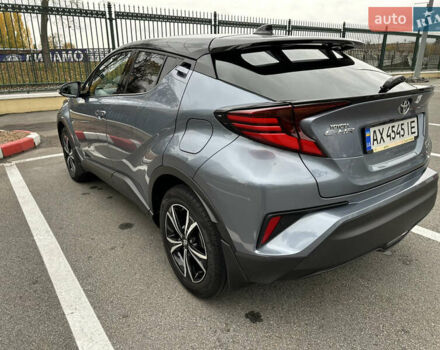 Сірий Тойота C-HR, об'ємом двигуна 1.2 л та пробігом 25 тис. км за 23900 $, фото 32 на Automoto.ua