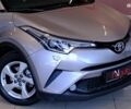 Серый Тойота C-HR, объемом двигателя 1.2 л и пробегом 52 тыс. км за 18900 $, фото 2 на Automoto.ua