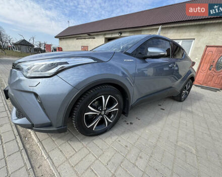 Сірий Тойота C-HR, об'ємом двигуна 1.8 л та пробігом 141 тис. км за 23000 $, фото 3 на Automoto.ua