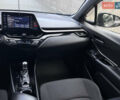 Серый Тойота C-HR, объемом двигателя 1.99 л и пробегом 136 тыс. км за 19300 $, фото 91 на Automoto.ua