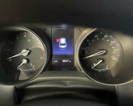 Серый Тойота C-HR, объемом двигателя 1.99 л и пробегом 60 тыс. км за 17900 $, фото 2 на Automoto.ua