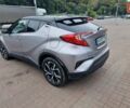 Серый Тойота C-HR, объемом двигателя 1.99 л и пробегом 72 тыс. км за 18500 $, фото 1 на Automoto.ua