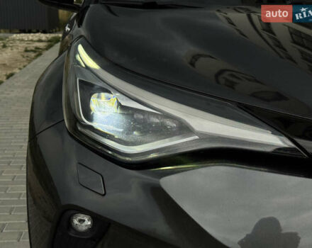 Сірий Тойота C-HR, об'ємом двигуна 1.99 л та пробігом 74 тис. км за 28800 $, фото 23 на Automoto.ua