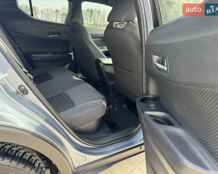 Сірий Тойота C-HR, об'ємом двигуна 1.8 л та пробігом 141 тис. км за 23000 $, фото 12 на Automoto.ua
