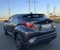 Серый Тойота C-HR, объемом двигателя 1.99 л и пробегом 136 тыс. км за 17000 $, фото 1 на Automoto.ua