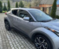 Серый Тойота C-HR, объемом двигателя 1.99 л и пробегом 53 тыс. км за 21000 $, фото 1 на Automoto.ua