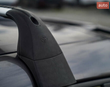 Серый Тойота C-HR, объемом двигателя 2 л и пробегом 28 тыс. км за 22400 $, фото 11 на Automoto.ua