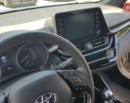 Сірий Тойота C-HR, об'ємом двигуна 1.2 л та пробігом 78 тис. км за 21300 $, фото 17 на Automoto.ua