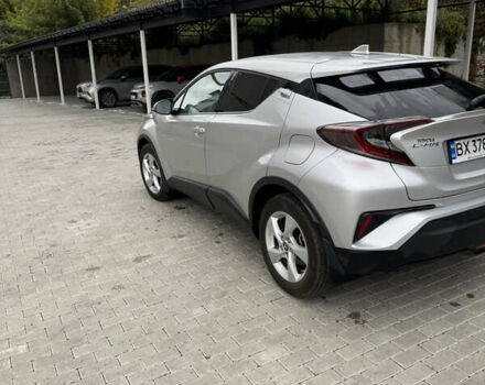 Серый Тойота C-HR, объемом двигателя 1.2 л и пробегом 12 тыс. км за 26500 $, фото 7 на Automoto.ua