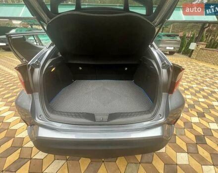 Сірий Тойота C-HR, об'ємом двигуна 1.8 л та пробігом 125 тис. км за 25000 $, фото 7 на Automoto.ua