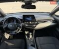 Сірий Тойота C-HR, об'ємом двигуна 1.8 л та пробігом 80 тис. км за 20700 $, фото 20 на Automoto.ua