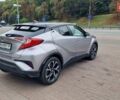 Серый Тойота C-HR, объемом двигателя 1.99 л и пробегом 72 тыс. км за 18500 $, фото 7 на Automoto.ua