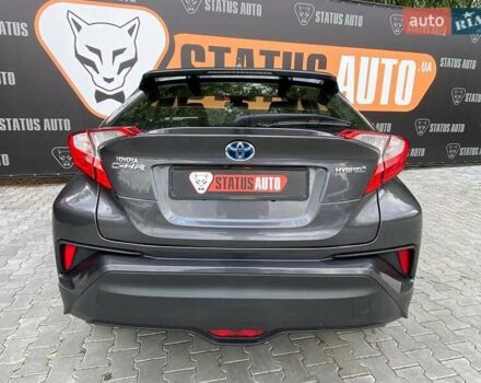 Серый Тойота C-HR, объемом двигателя 1.8 л и пробегом 128 тыс. км за 21300 $, фото 8 на Automoto.ua