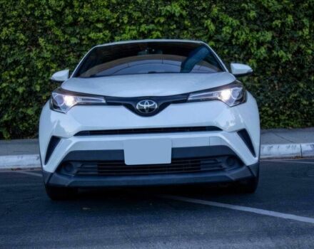 Сірий Тойота C-HR, об'ємом двигуна 2 л та пробігом 50 тис. км за 7400 $, фото 1 на Automoto.ua