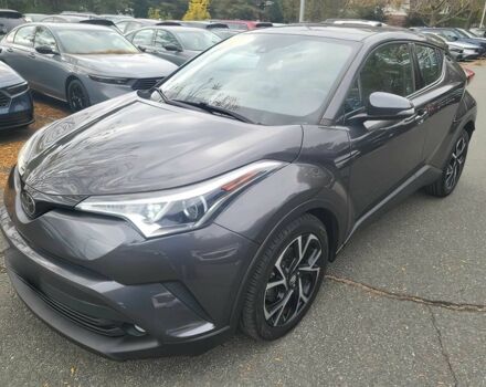 Серый Тойота C-HR, объемом двигателя 2 л и пробегом 37 тыс. км за 11200 $, фото 2 на Automoto.ua