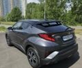 Сірий Тойота C-HR, об'ємом двигуна 1.2 л та пробігом 54 тис. км за 22980 $, фото 2 на Automoto.ua