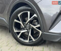 Серый Тойота C-HR, объемом двигателя 1.99 л и пробегом 136 тыс. км за 19300 $, фото 27 на Automoto.ua