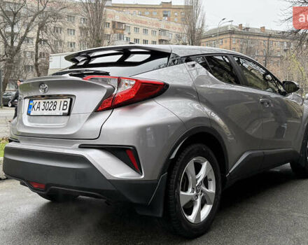 Сірий Тойота C-HR, об'ємом двигуна 1.2 л та пробігом 42 тис. км за 23000 $, фото 5 на Automoto.ua