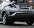 Сірий Тойота C-HR, об'ємом двигуна 1.8 л та пробігом 60 тис. км за 26500 $, фото 4 на Automoto.ua