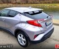 Серый Тойота C-HR, объемом двигателя 2 л и пробегом 77 тыс. км за 19100 $, фото 3 на Automoto.ua