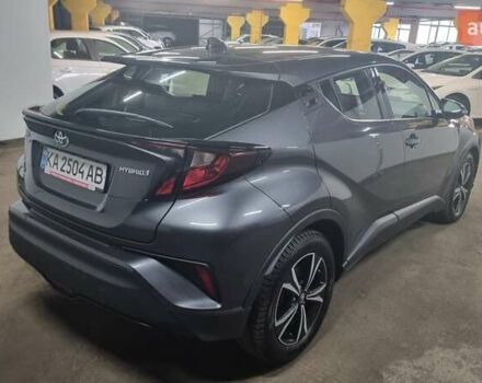 Сірий Тойота C-HR, об'ємом двигуна 1.8 л та пробігом 86 тис. км за 23800 $, фото 4 на Automoto.ua