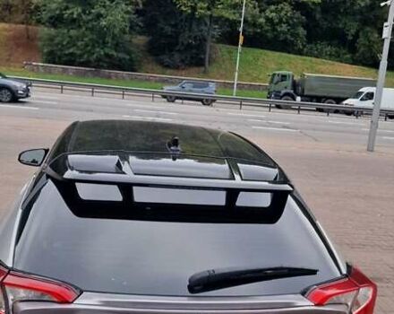 Серый Тойота C-HR, объемом двигателя 1.99 л и пробегом 72 тыс. км за 18500 $, фото 10 на Automoto.ua