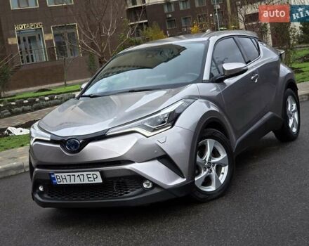 Сірий Тойота C-HR, об'ємом двигуна 1.8 л та пробігом 60 тис. км за 26500 $, фото 10 на Automoto.ua