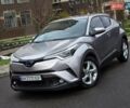 Сірий Тойота C-HR, об'ємом двигуна 1.8 л та пробігом 60 тис. км за 26500 $, фото 10 на Automoto.ua