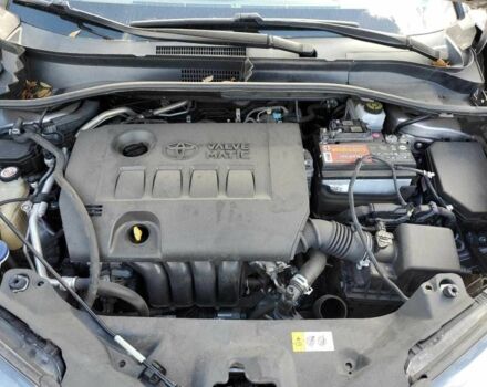 Серый Тойота C-HR, объемом двигателя 2 л и пробегом 95 тыс. км за 4900 $, фото 10 на Automoto.ua