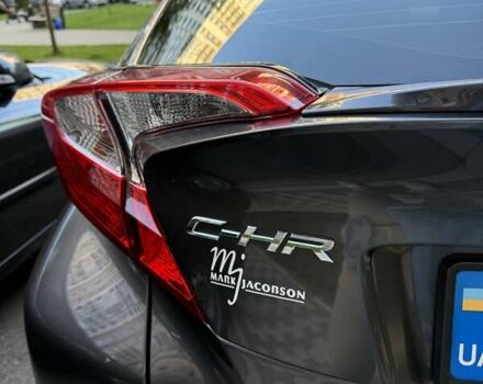 Серый Тойота C-HR, объемом двигателя 1.99 л и пробегом 56 тыс. км за 21500 $, фото 31 на Automoto.ua