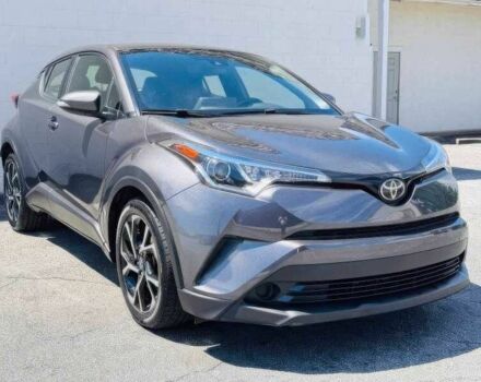 Серый Тойота C-HR, объемом двигателя 2 л и пробегом 68 тыс. км за 7400 $, фото 1 на Automoto.ua