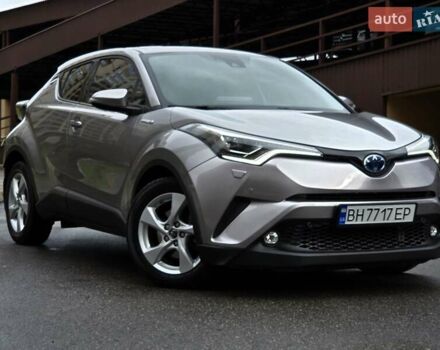 Сірий Тойота C-HR, об'ємом двигуна 1.8 л та пробігом 60 тис. км за 26500 $, фото 18 на Automoto.ua