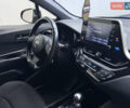 Серый Тойота C-HR, объемом двигателя 1.99 л и пробегом 136 тыс. км за 19300 $, фото 72 на Automoto.ua