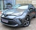 Серый Тойота C-HR, объемом двигателя 2 л и пробегом 42 тыс. км за 26752 $, фото 1 на Automoto.ua