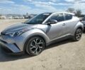 Серый Тойота C-HR, объемом двигателя 2 л и пробегом 95 тыс. км за 4900 $, фото 1 на Automoto.ua